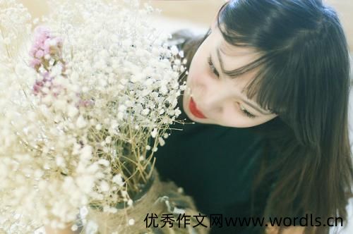 关于夜色朋友圈的说说