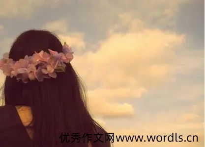 爱错人的句子说说心情 讽刺自己爱错人的句子