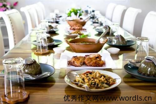 厂里吃年夜饭的说说 厂里吃年夜饭的心情说说