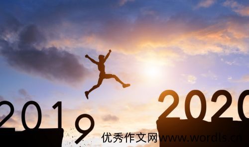 晒旧照片的回忆句子发朋友圈 晒老照片的感慨句子