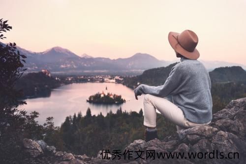 花钱买教训的心情说说