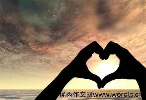 承受太多崩溃的说说 一个人撑得很累的说说