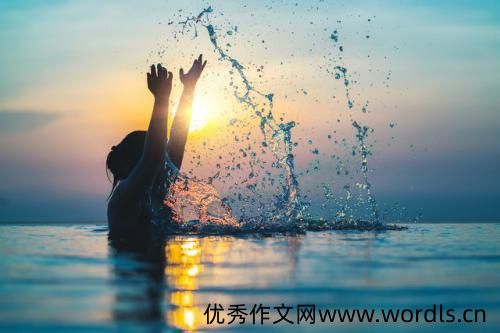 晚上看月亮的心情说说
