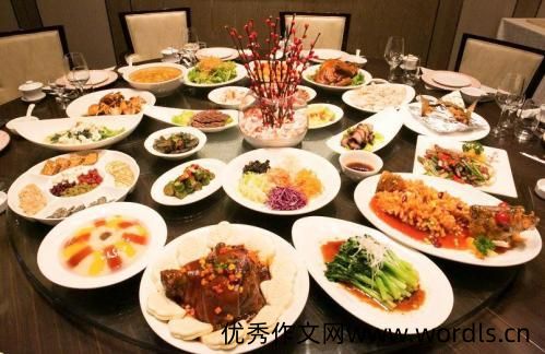 2022年夜饭朋友圈配文 2022年夜饭朋友圈的句子