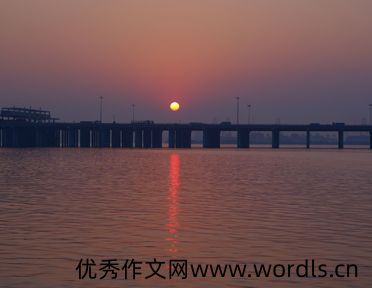 感叹人来人往的句子 感叹人生聚散的文案