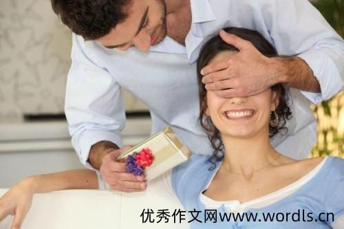 八年爱情的语句 八年爱情的语句说说